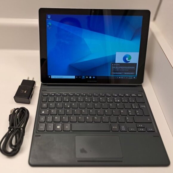 Samsung Galaxy Book 10.6 64GB Windows 10 Tablet Laptop - Picture 1 of 7